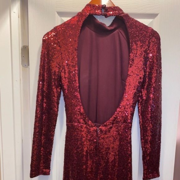 RED SEQUIN EVENING GOWN SIZE 7/8 - Picture 6 of 8